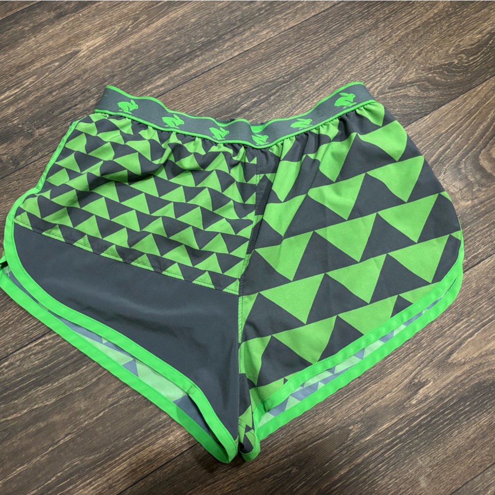 Rabbit women’s junior small green running shorts